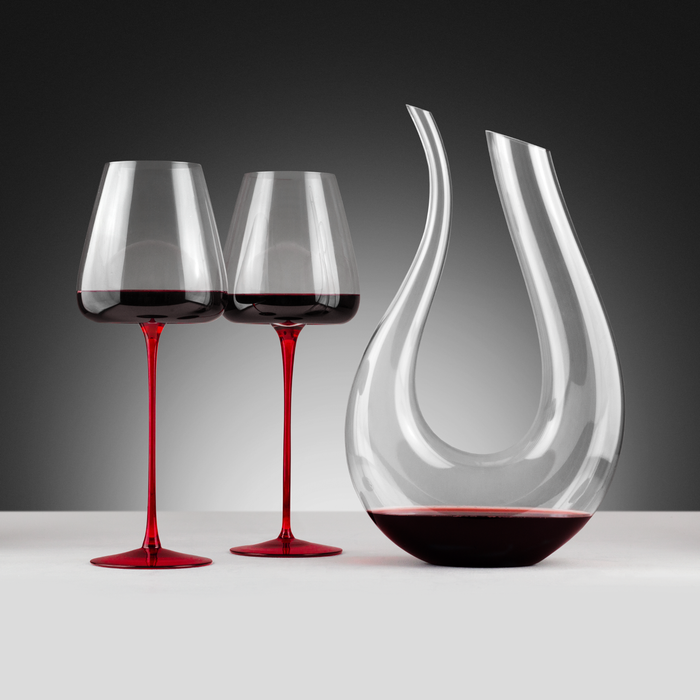 Kit Duo Jogo de Taças de Vinho Cristal Colorido Coleção Máxima 600ml Haste Longa Vermelha e Decanter de Cristal L'Art du Vin 3 Peças