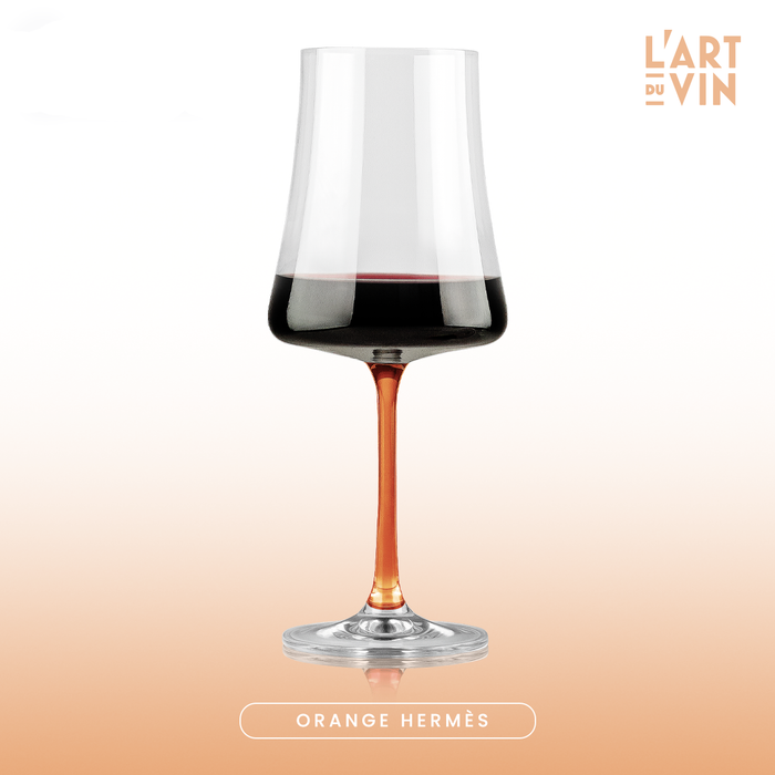 Exclusivas taças coloridas para vinhos branco e tintos