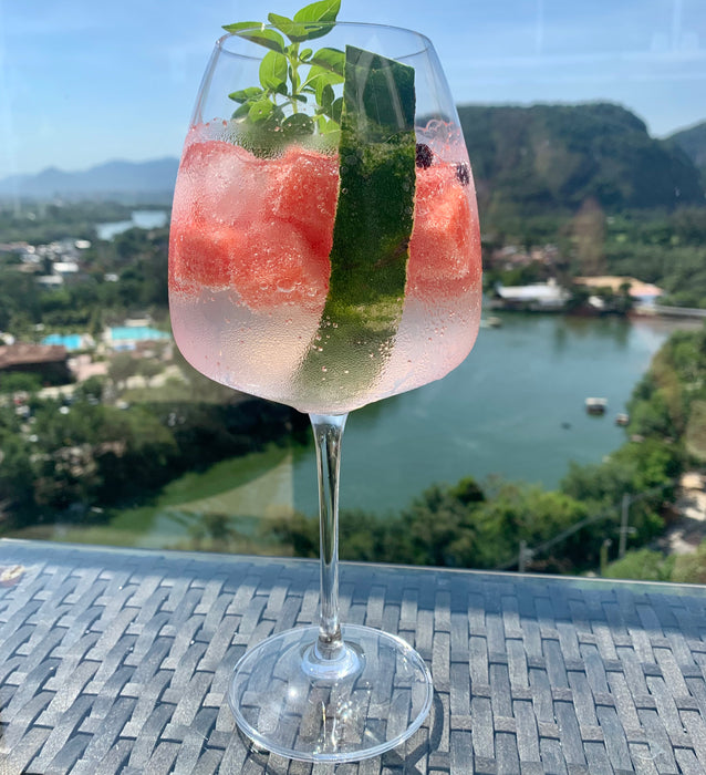 Taça de cristal usada para coquetéis