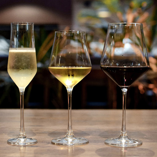 Kit Tre 18 taças Prestige para vinho e para champanhe